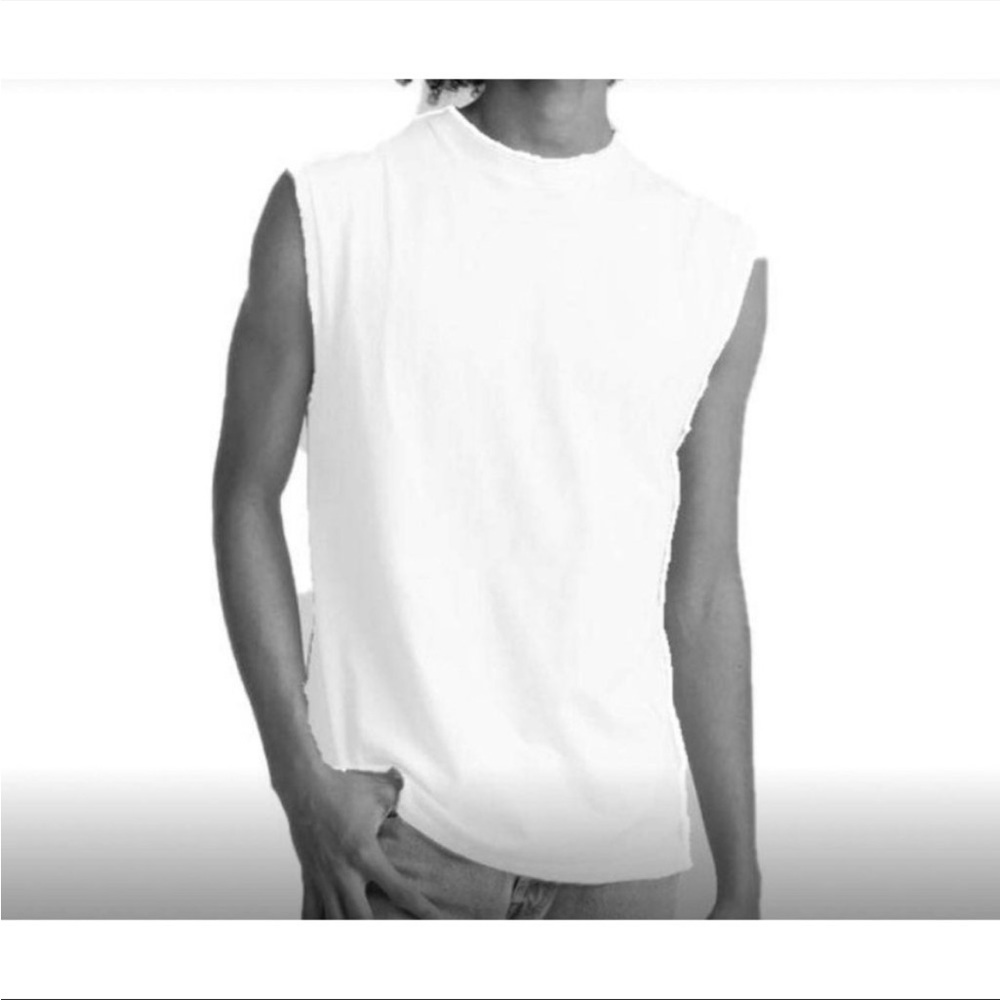 NWT Hanes x Karla sleeveless t-shirt Size 2X C2